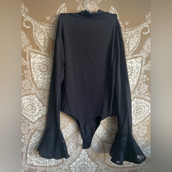 Cinq a Sept Estrella Bodysuit in Black - Picture 5 of 6